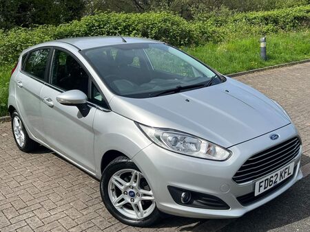 FORD FIESTA 1.6 Zetec Powershift Euro 5 5dr