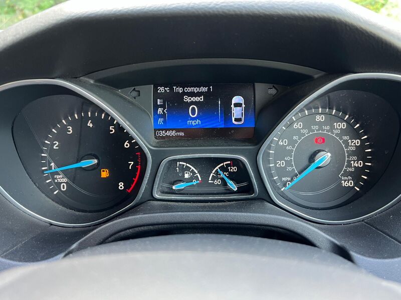 FORD FOCUS