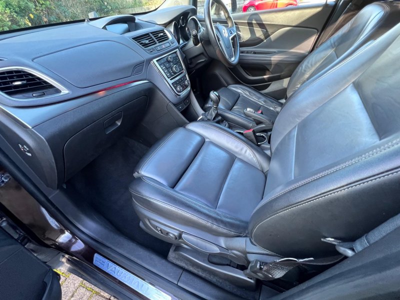 VAUXHALL MOKKA