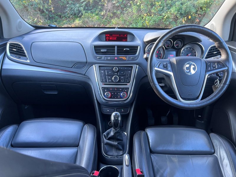 VAUXHALL MOKKA